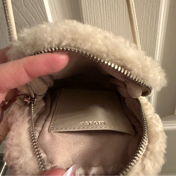 Cabincore Mo&Co Elegant Cream Shearling Crossbody Bag - Picture 11 of 11